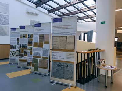 Del gostujoče razstave v knjižnici.